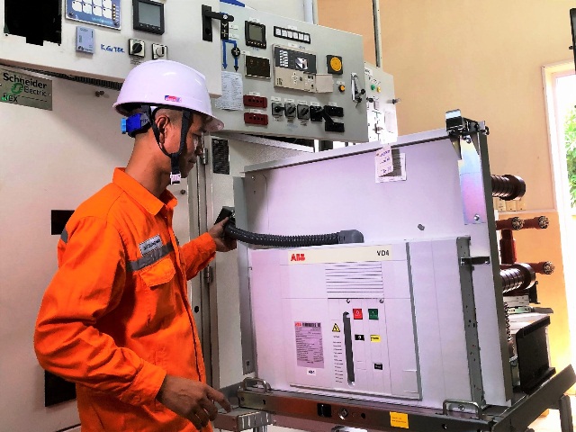 PC Thanh Hóa: Thí nghiệm, bảo dưỡng và sửa chữa lớn trạm biến áp 110 kV Núi Một để đáp ứng tốt hơn nhu cầu sử dụng điện