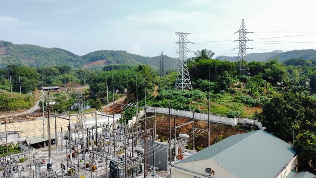 PC Yên Bái: Khắc phục tồn tại trên lưới điện 110kV nhằm đảm bảo hệ thống lưới điện vận hành an toàn, tin cậy trong những tháng cuối năm 2023