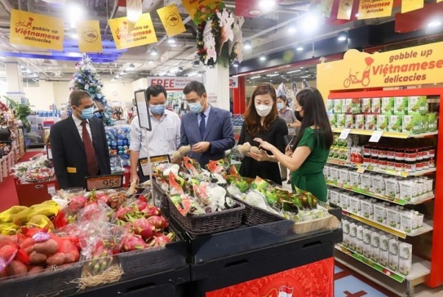 Tìm kiếm cơ hội đưa nông sản Việt Nam vào thị trường Singapore