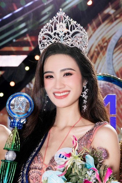 Huỳnh Trần Ý Nhi đăng quang hoa hậu Thế giới Việt Nam – Miss World Vietnam 2023
