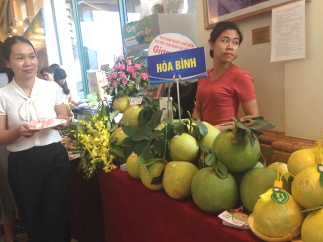 Tuần lễ nông sản an toàn tại Hà Nội
