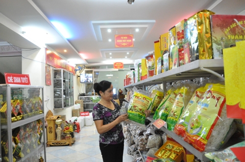 Điểm bán hàng Việt Nam cố định tại Hà Giang: 'Cầu nối' tiêu thụ đặc sản địa phương