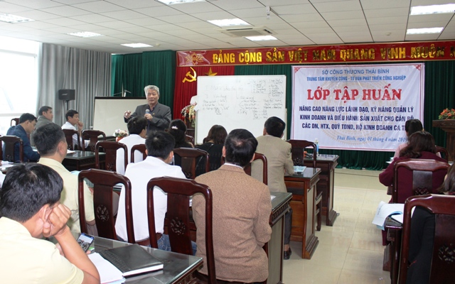 Thái Bình: Khai giảng lớp tập huấn nâng cao năng lực lãnh đạo, quản lý kinh doanh