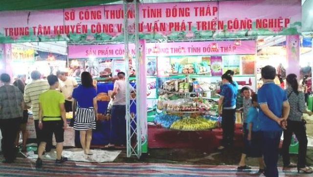 Đồng Tháp tham dự Hội chợ Thương mại – Triển lãm sản phẩm công nghiệp nông thôn tiêu biểu tại Trà Vinh