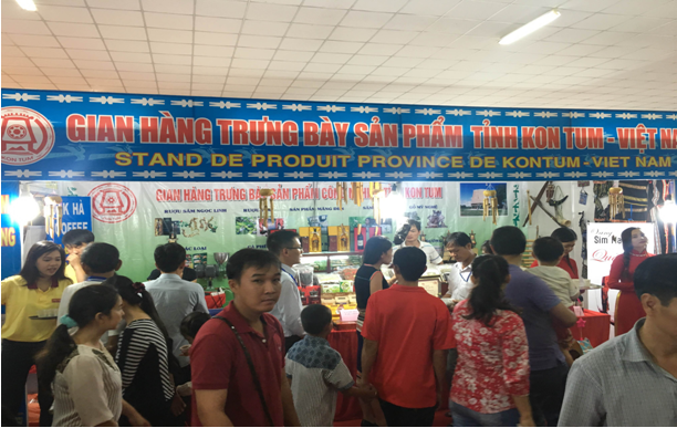 Khuyến công Kon Tum tham gia Hội chợ Quốc tế Việt – Pháp tại Cần Thơ