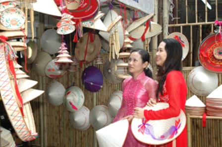 Hà Nội: Tôn vinh 21 làng nghề truyền thống