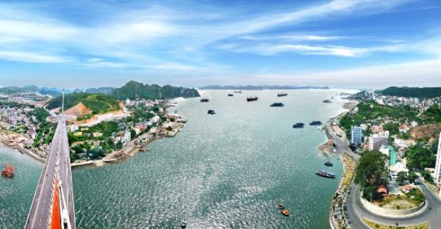 Quảng Ninh “trải thảm” mời doanh nghiệp đầu tư vào khu kinh tế