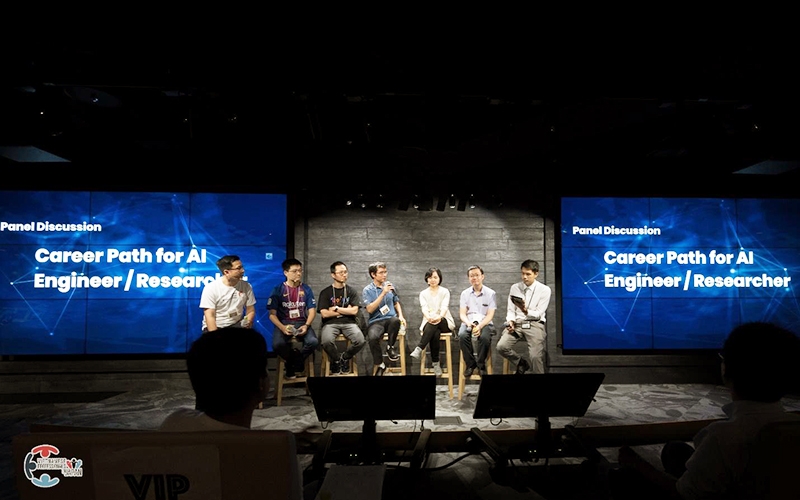 Hội thảo công nghệ AI và blockchain cho người Việt tại Nhật