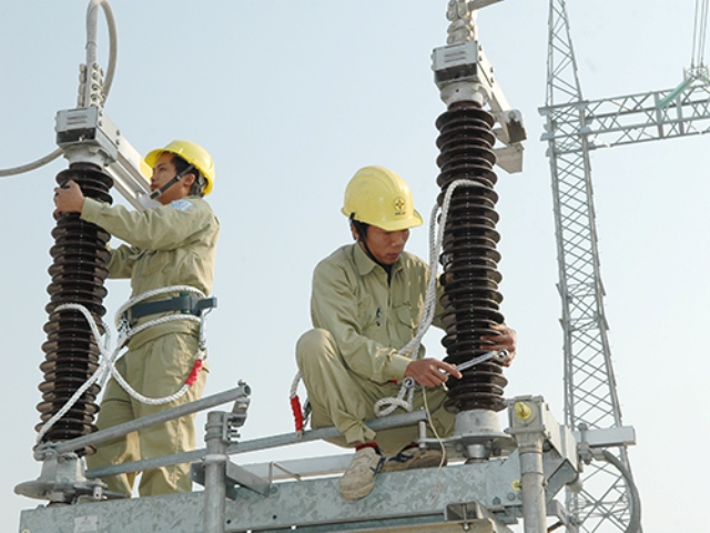 EVNNPT: Thành công lớn trong đầu tư lưới điện