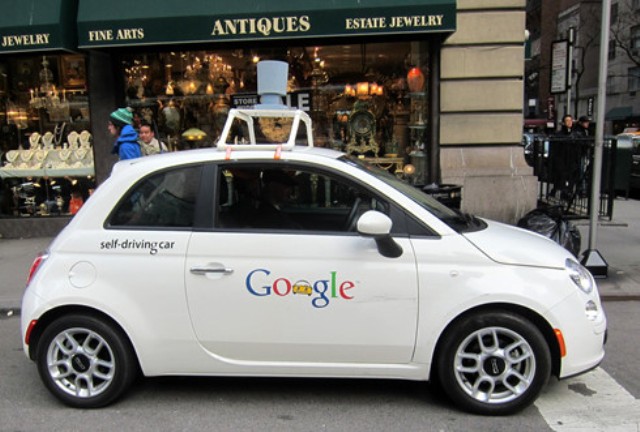 Công nghệ tự lái của Google thu hút các nhà sản xuất ô tô Mỹ