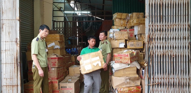 Chuyển công an điều tra vụ sách lậu tại Nam Từ Liêm, Hà Nội 