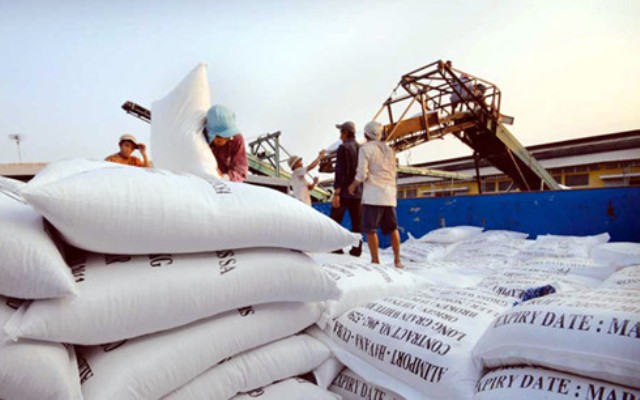 Bộ Công Thương bãi bỏ Quy hoạch thương nhân kinh doanh xuất khẩu gạo