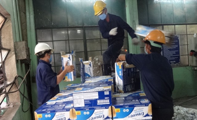 TP. Hồ Chí Minh: Phát hiện 10 cơ sở sản xuất bánh trung thu sai phạm