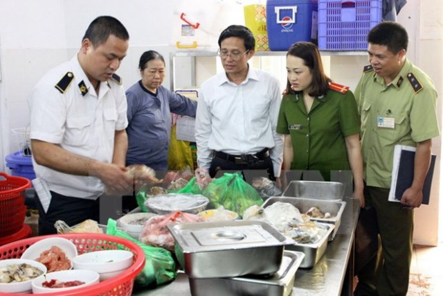 Hà Nội: Tập trung kiểm soát an toàn thực phẩm dịp Tết Nguyên đán 2018
