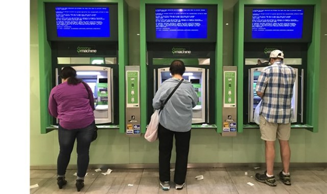 Tết Nguyên đán Kỷ Hợi: Ngân hàng Nhà nước yêu cầu các ngân hàng không để ATM hết tiền