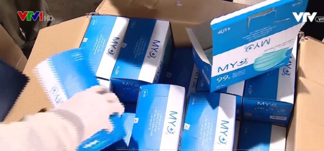 Hà Nội: Thu giữ số lượng lớn khẩu trang y tế xuất khẩu lậu