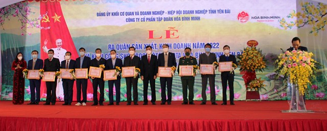 PC Yên Bái tham gia Lễ ra quân, sản xuất kinh doanh năm 2022 và giới thiệu công tác chuyển đổi số trong kinh doanh dịch vụ điện hiện nay