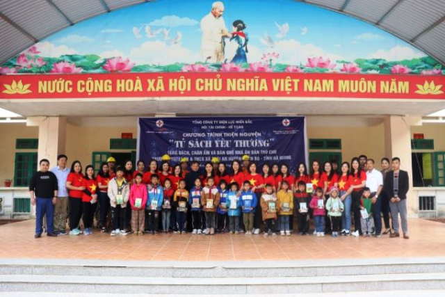 Hội Tài chính kế toán EVNNPC thực hiện chương trình thiện nguyện tại tỉnh Hà Giang