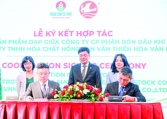 PVCFC ký kết hợp tác quan trọng với Tập đoàn Hoá chất Vân Thiên Hoá