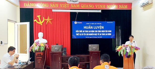 PC Yên Bái tổ chức huấn luyện định kỳ công tác An toàn lao động năm 2023