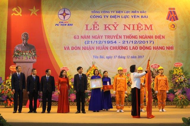 PC Yên Bái kỷ niệm 63 năm Ngày truyền thống ngành Điện và đón nhận Huân chương Lao động hạng Nhì