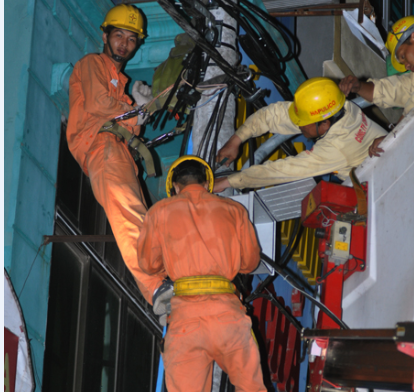 Đến 12h00 ngày 15/6/2015 toàn bộ lưới điện khu vực Hà Nội được khôi phục hoàn toàn