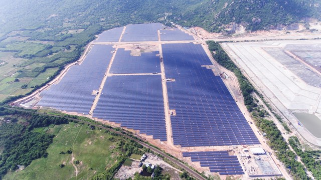 Quá tải điện mặt trời khu vực Ninh Thuận, Bình Thuận: Thiệt hại không chỉ của riêng nhà đầu tư