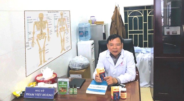 Tiến sĩ, Bác sĩ CK II, Phạm Việt Hoàng: Dày công nghiên cứu các giải pháp hỗ trợ điều trị các bệnh xương khớp 