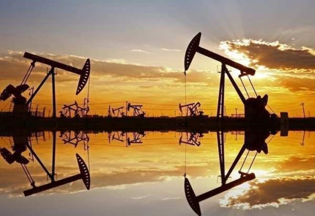 Giá dầu thiết lập kỷ lục chuỗi tăng hàng tháng kéo dài nhất trong 3 năm