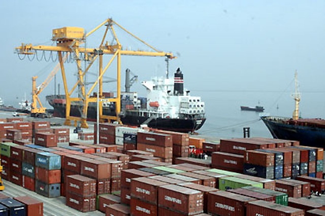 Hàng hạn chế nhập khẩu giảm gần 3%