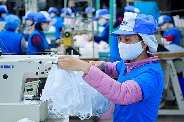 Việt Nam đủ năng lực trở thành quốc gia sản xuất khẩu trang vải trên thế giới