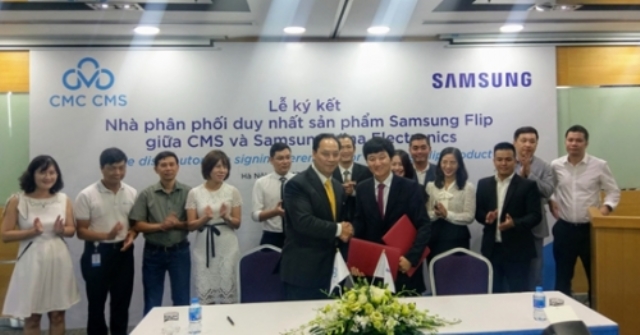 CMS và Samsung Vina hợp tác phân phối sản phẩm Samsung Flip