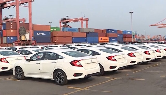 Ô tô nhập khẩu vào Việt Nam tăng mạnh trong tháng 5