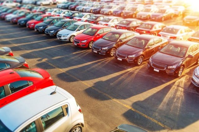 Thị trường ôtô sụt giảm kỷ lục