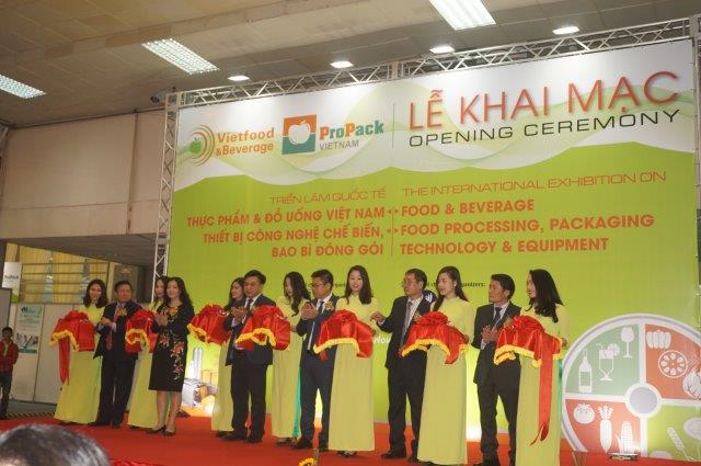 Triển lãm Quốc tế Thực phẩm và Đồ uống Việt Nam 2017 thu hút hơn 200 doanh nghiệp quảng bá thương hiệu