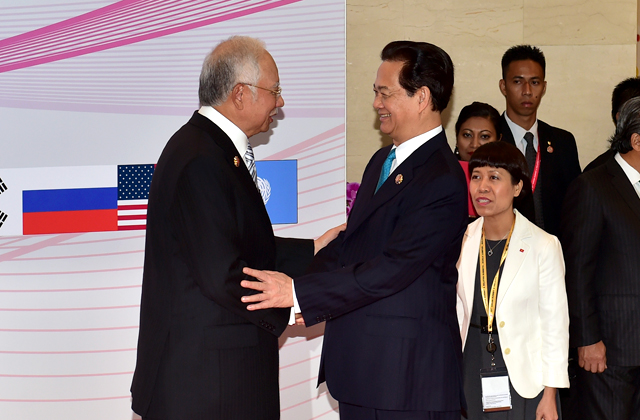 Khai mạc Hội nghị Cấp cao ASEAN lần thứ 27