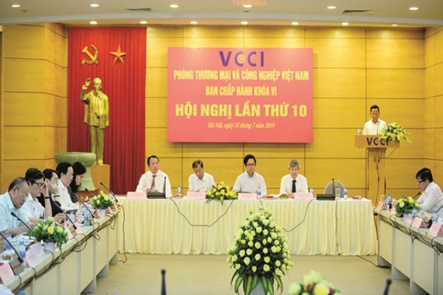Hội nghị ban chấp hành VCCI lần thứ 10, khoá VI: Doanh nghiệp Việt thiếu hay yếu?
