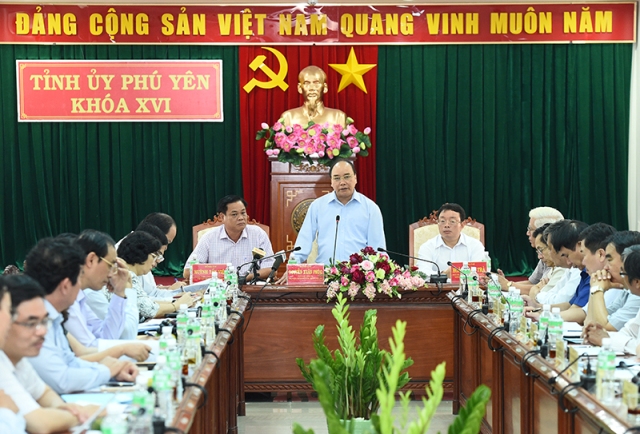 Thủ tướng: Phú Yên phải đánh thức tiềm năng đang “ngủ quên”
