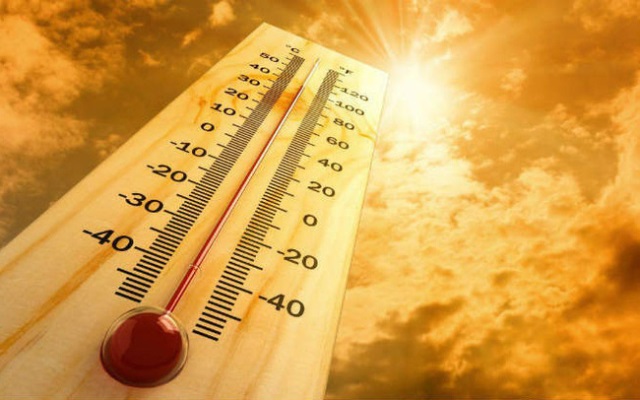 Nắng nóng gay gắt gia tăng, có nơi hơn 38 độ C