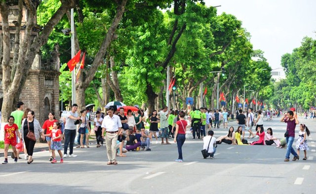 Kéo dài thời gian hoạt động các không gian đi bộ tại quận Hoàn Kiếm dịp 2-9